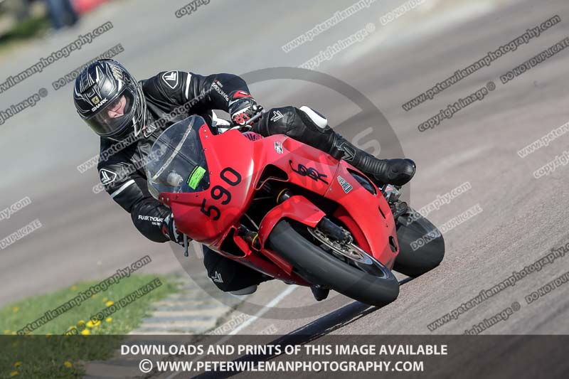 cadwell park;cadwell park photographs;cadwell trackday photographs;enduro digital images;event digital images;eventdigitalimages;peter wileman photography;racing digital images;trackday digital images;trackday photos