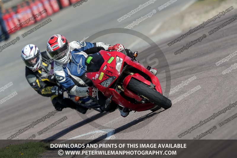 cadwell park;cadwell park photographs;cadwell trackday photographs;enduro digital images;event digital images;eventdigitalimages;peter wileman photography;racing digital images;trackday digital images;trackday photos
