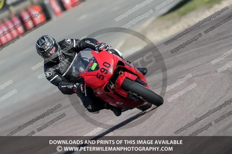 cadwell park;cadwell park photographs;cadwell trackday photographs;enduro digital images;event digital images;eventdigitalimages;peter wileman photography;racing digital images;trackday digital images;trackday photos