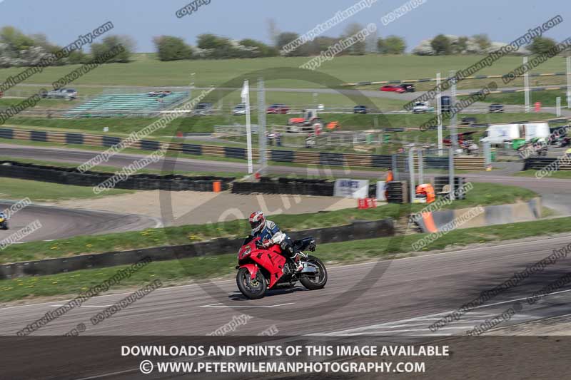 cadwell park;cadwell park photographs;cadwell trackday photographs;enduro digital images;event digital images;eventdigitalimages;peter wileman photography;racing digital images;trackday digital images;trackday photos