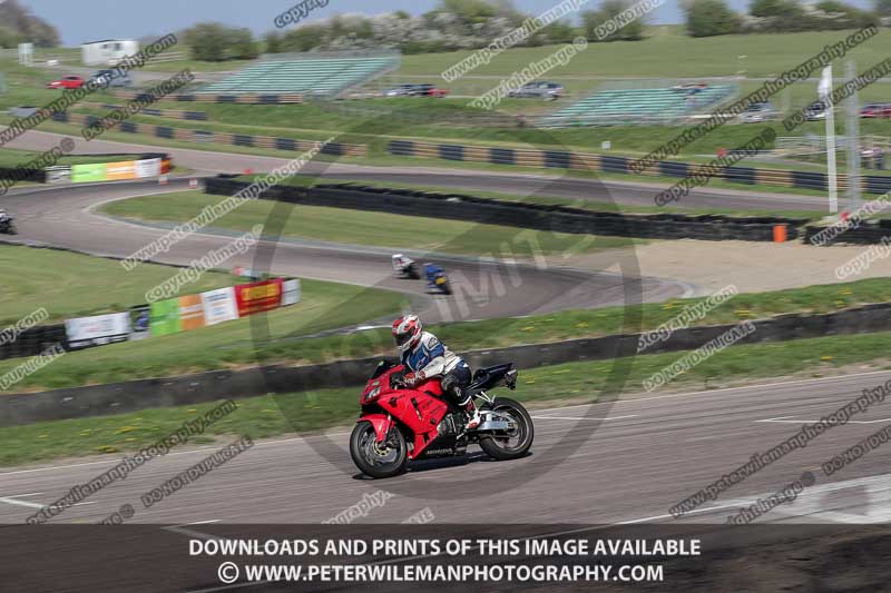 cadwell park;cadwell park photographs;cadwell trackday photographs;enduro digital images;event digital images;eventdigitalimages;peter wileman photography;racing digital images;trackday digital images;trackday photos