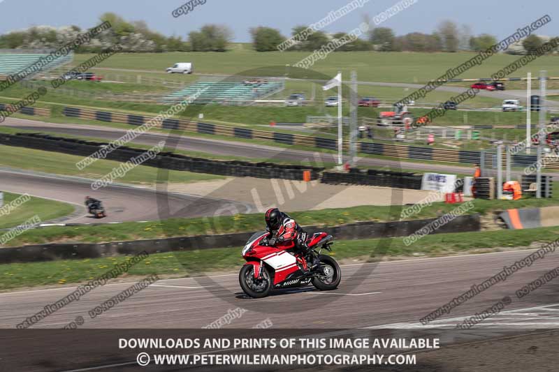 cadwell park;cadwell park photographs;cadwell trackday photographs;enduro digital images;event digital images;eventdigitalimages;peter wileman photography;racing digital images;trackday digital images;trackday photos