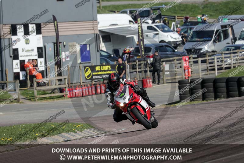 cadwell park;cadwell park photographs;cadwell trackday photographs;enduro digital images;event digital images;eventdigitalimages;peter wileman photography;racing digital images;trackday digital images;trackday photos