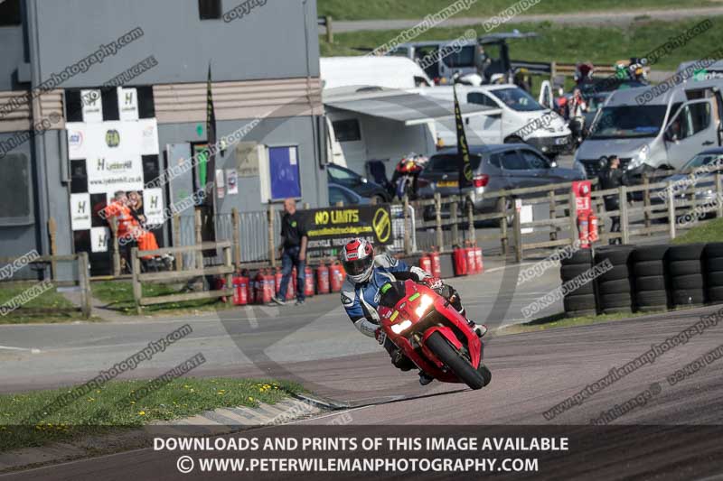 cadwell park;cadwell park photographs;cadwell trackday photographs;enduro digital images;event digital images;eventdigitalimages;peter wileman photography;racing digital images;trackday digital images;trackday photos