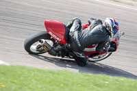 cadwell-park;cadwell-park-photographs;cadwell-trackday-photographs;enduro-digital-images;event-digital-images;eventdigitalimages;peter-wileman-photography;racing-digital-images;trackday-digital-images;trackday-photos