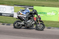 cadwell-park;cadwell-park-photographs;cadwell-trackday-photographs;enduro-digital-images;event-digital-images;eventdigitalimages;peter-wileman-photography;racing-digital-images;trackday-digital-images;trackday-photos