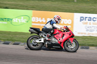 cadwell-park;cadwell-park-photographs;cadwell-trackday-photographs;enduro-digital-images;event-digital-images;eventdigitalimages;peter-wileman-photography;racing-digital-images;trackday-digital-images;trackday-photos