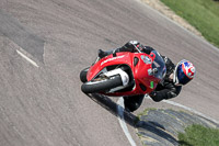 cadwell-park;cadwell-park-photographs;cadwell-trackday-photographs;enduro-digital-images;event-digital-images;eventdigitalimages;peter-wileman-photography;racing-digital-images;trackday-digital-images;trackday-photos