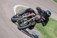 cadwell-park;cadwell-park-photographs;cadwell-trackday-photographs;enduro-digital-images;event-digital-images;eventdigitalimages;peter-wileman-photography;racing-digital-images;trackday-digital-images;trackday-photos