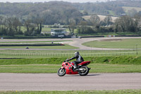 cadwell-park;cadwell-park-photographs;cadwell-trackday-photographs;enduro-digital-images;event-digital-images;eventdigitalimages;peter-wileman-photography;racing-digital-images;trackday-digital-images;trackday-photos
