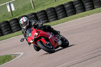 cadwell-park;cadwell-park-photographs;cadwell-trackday-photographs;enduro-digital-images;event-digital-images;eventdigitalimages;peter-wileman-photography;racing-digital-images;trackday-digital-images;trackday-photos