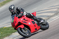 cadwell-park;cadwell-park-photographs;cadwell-trackday-photographs;enduro-digital-images;event-digital-images;eventdigitalimages;peter-wileman-photography;racing-digital-images;trackday-digital-images;trackday-photos
