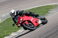 cadwell-park;cadwell-park-photographs;cadwell-trackday-photographs;enduro-digital-images;event-digital-images;eventdigitalimages;peter-wileman-photography;racing-digital-images;trackday-digital-images;trackday-photos