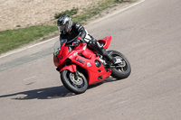 cadwell-park;cadwell-park-photographs;cadwell-trackday-photographs;enduro-digital-images;event-digital-images;eventdigitalimages;peter-wileman-photography;racing-digital-images;trackday-digital-images;trackday-photos