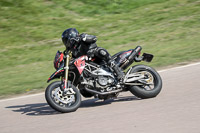 cadwell-park;cadwell-park-photographs;cadwell-trackday-photographs;enduro-digital-images;event-digital-images;eventdigitalimages;peter-wileman-photography;racing-digital-images;trackday-digital-images;trackday-photos