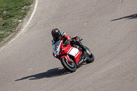 cadwell-park;cadwell-park-photographs;cadwell-trackday-photographs;enduro-digital-images;event-digital-images;eventdigitalimages;peter-wileman-photography;racing-digital-images;trackday-digital-images;trackday-photos