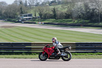 cadwell-park;cadwell-park-photographs;cadwell-trackday-photographs;enduro-digital-images;event-digital-images;eventdigitalimages;peter-wileman-photography;racing-digital-images;trackday-digital-images;trackday-photos
