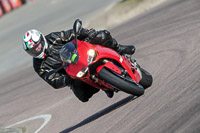 cadwell-park;cadwell-park-photographs;cadwell-trackday-photographs;enduro-digital-images;event-digital-images;eventdigitalimages;peter-wileman-photography;racing-digital-images;trackday-digital-images;trackday-photos