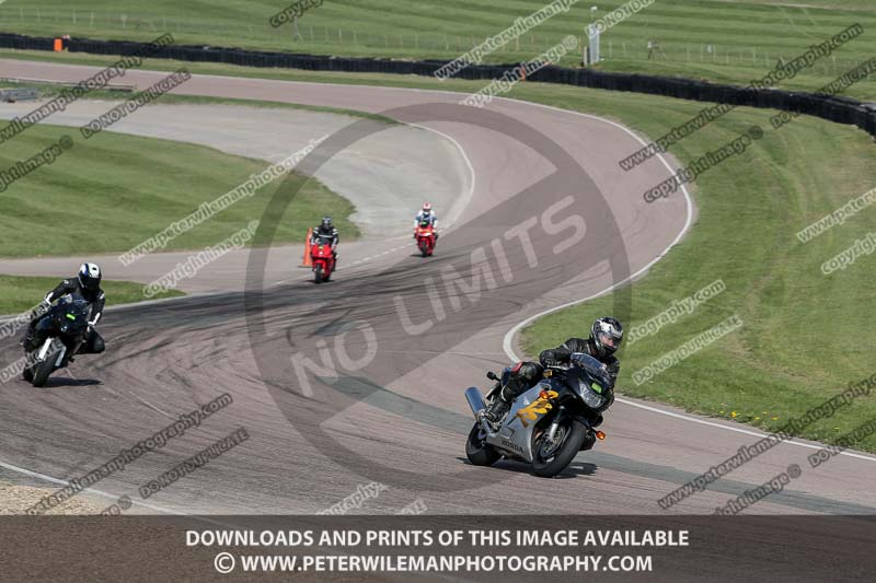 cadwell park;cadwell park photographs;cadwell trackday photographs;enduro digital images;event digital images;eventdigitalimages;peter wileman photography;racing digital images;trackday digital images;trackday photos
