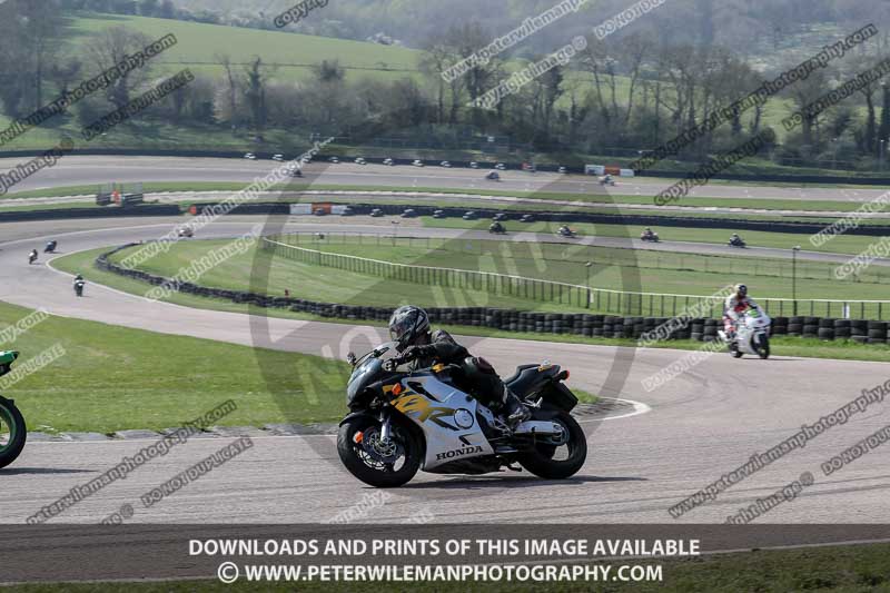cadwell park;cadwell park photographs;cadwell trackday photographs;enduro digital images;event digital images;eventdigitalimages;peter wileman photography;racing digital images;trackday digital images;trackday photos