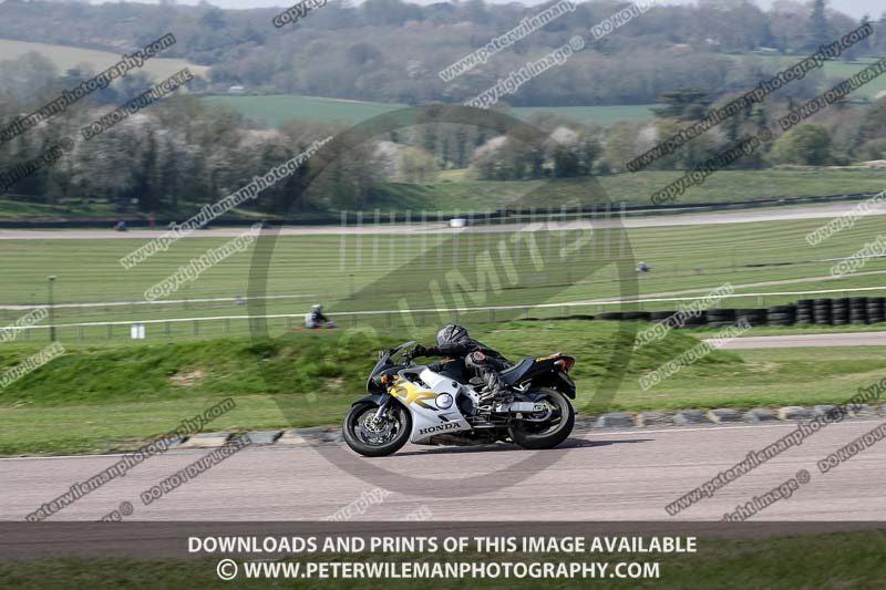 cadwell park;cadwell park photographs;cadwell trackday photographs;enduro digital images;event digital images;eventdigitalimages;peter wileman photography;racing digital images;trackday digital images;trackday photos