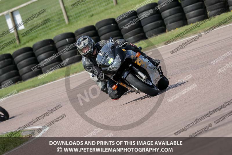 cadwell park;cadwell park photographs;cadwell trackday photographs;enduro digital images;event digital images;eventdigitalimages;peter wileman photography;racing digital images;trackday digital images;trackday photos