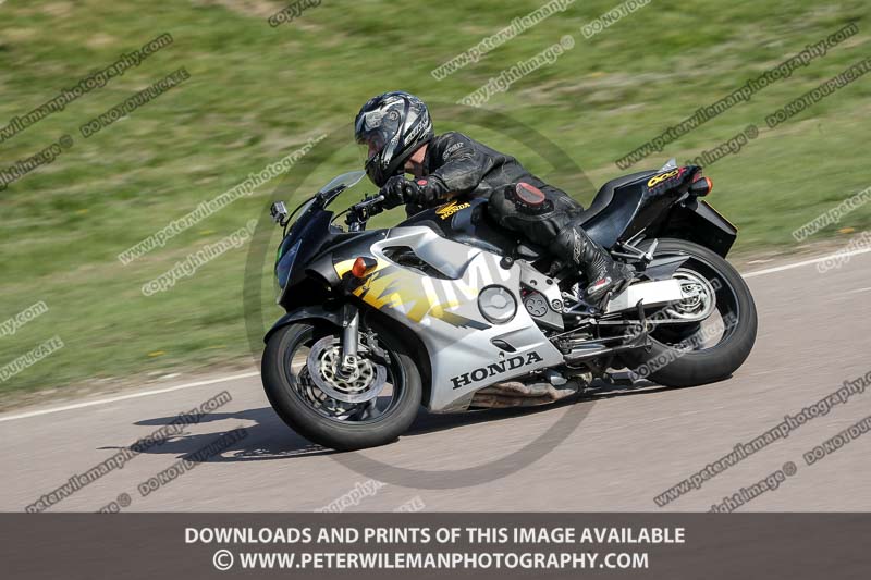 cadwell park;cadwell park photographs;cadwell trackday photographs;enduro digital images;event digital images;eventdigitalimages;peter wileman photography;racing digital images;trackday digital images;trackday photos