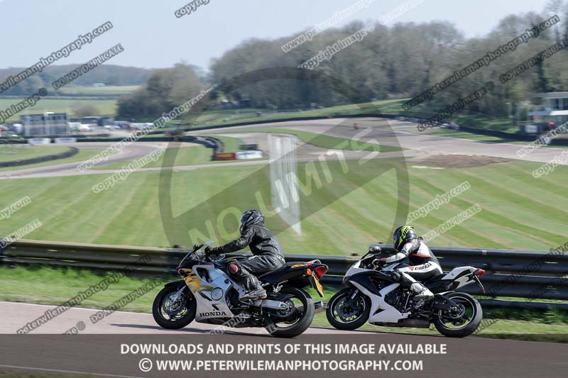 cadwell park;cadwell park photographs;cadwell trackday photographs;enduro digital images;event digital images;eventdigitalimages;peter wileman photography;racing digital images;trackday digital images;trackday photos