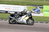 cadwell-park;cadwell-park-photographs;cadwell-trackday-photographs;enduro-digital-images;event-digital-images;eventdigitalimages;peter-wileman-photography;racing-digital-images;trackday-digital-images;trackday-photos