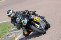 cadwell-park;cadwell-park-photographs;cadwell-trackday-photographs;enduro-digital-images;event-digital-images;eventdigitalimages;peter-wileman-photography;racing-digital-images;trackday-digital-images;trackday-photos