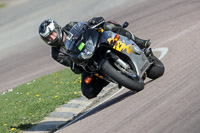 cadwell-park;cadwell-park-photographs;cadwell-trackday-photographs;enduro-digital-images;event-digital-images;eventdigitalimages;peter-wileman-photography;racing-digital-images;trackday-digital-images;trackday-photos