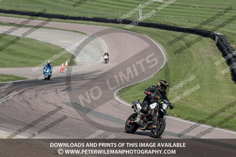 cadwell park;cadwell park photographs;cadwell trackday photographs;enduro digital images;event digital images;eventdigitalimages;peter wileman photography;racing digital images;trackday digital images;trackday photos
