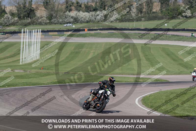 cadwell park;cadwell park photographs;cadwell trackday photographs;enduro digital images;event digital images;eventdigitalimages;peter wileman photography;racing digital images;trackday digital images;trackday photos
