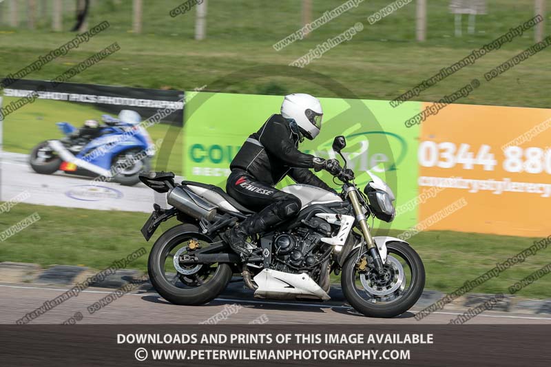 cadwell park;cadwell park photographs;cadwell trackday photographs;enduro digital images;event digital images;eventdigitalimages;peter wileman photography;racing digital images;trackday digital images;trackday photos