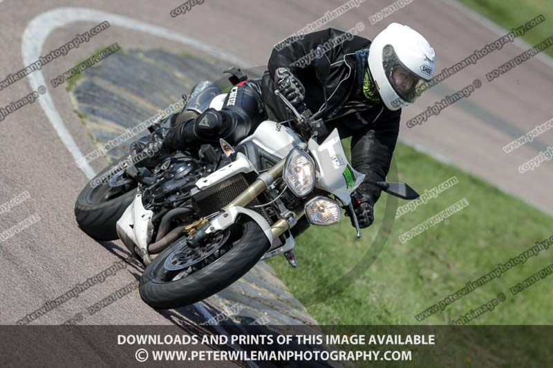 cadwell park;cadwell park photographs;cadwell trackday photographs;enduro digital images;event digital images;eventdigitalimages;peter wileman photography;racing digital images;trackday digital images;trackday photos