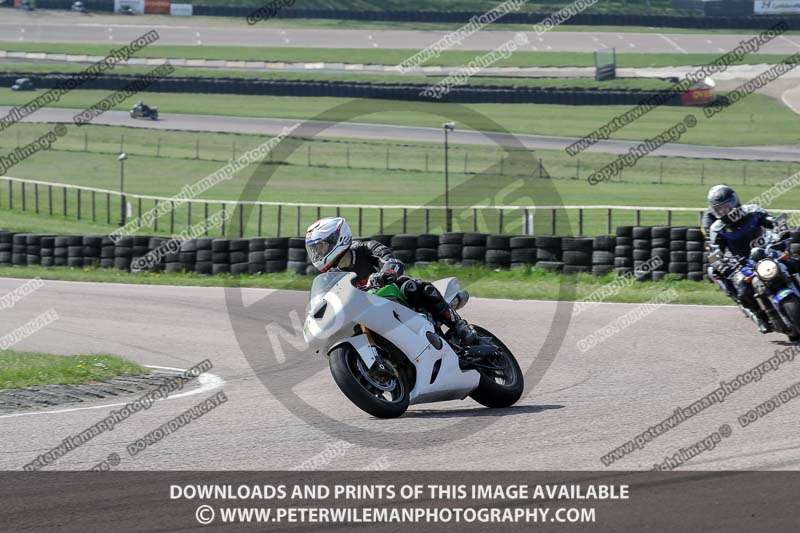cadwell park;cadwell park photographs;cadwell trackday photographs;enduro digital images;event digital images;eventdigitalimages;peter wileman photography;racing digital images;trackday digital images;trackday photos