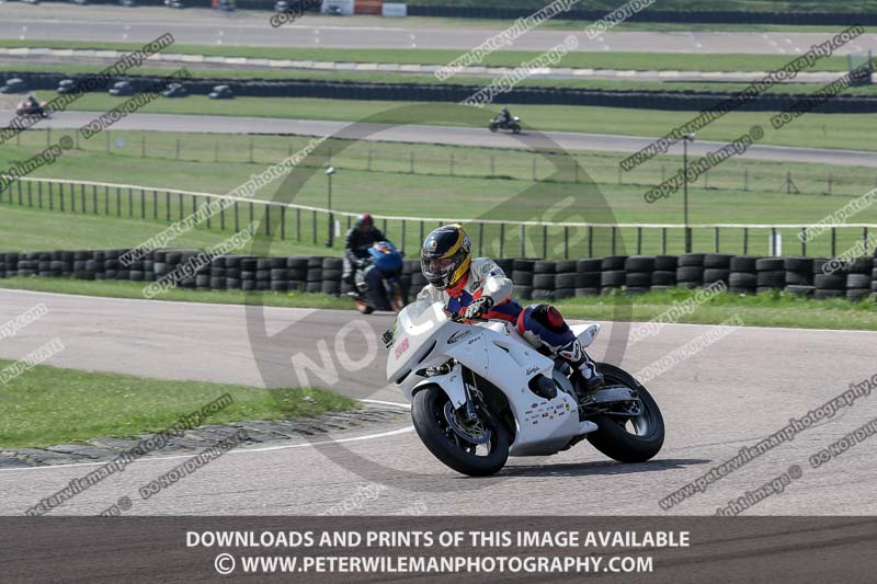 cadwell park;cadwell park photographs;cadwell trackday photographs;enduro digital images;event digital images;eventdigitalimages;peter wileman photography;racing digital images;trackday digital images;trackday photos