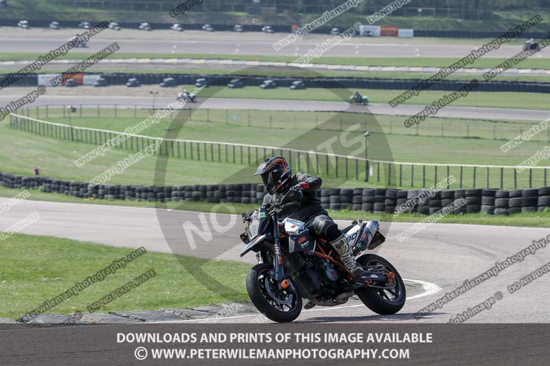 cadwell park;cadwell park photographs;cadwell trackday photographs;enduro digital images;event digital images;eventdigitalimages;peter wileman photography;racing digital images;trackday digital images;trackday photos