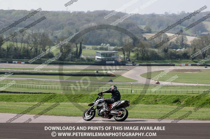 cadwell park;cadwell park photographs;cadwell trackday photographs;enduro digital images;event digital images;eventdigitalimages;peter wileman photography;racing digital images;trackday digital images;trackday photos