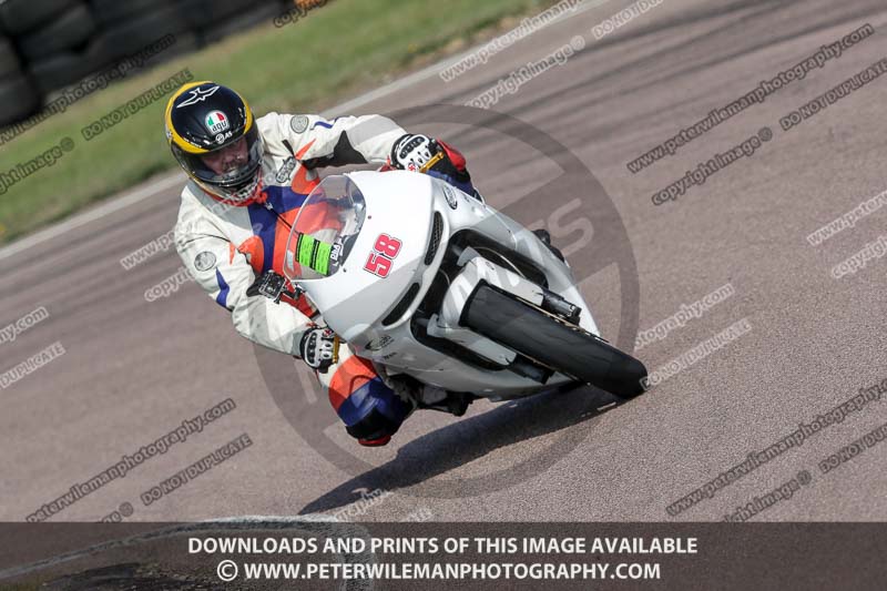 cadwell park;cadwell park photographs;cadwell trackday photographs;enduro digital images;event digital images;eventdigitalimages;peter wileman photography;racing digital images;trackday digital images;trackday photos