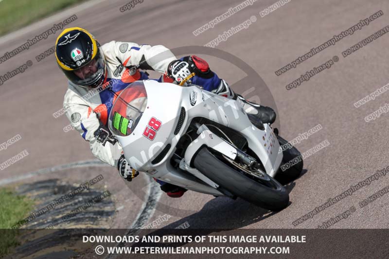 cadwell park;cadwell park photographs;cadwell trackday photographs;enduro digital images;event digital images;eventdigitalimages;peter wileman photography;racing digital images;trackday digital images;trackday photos