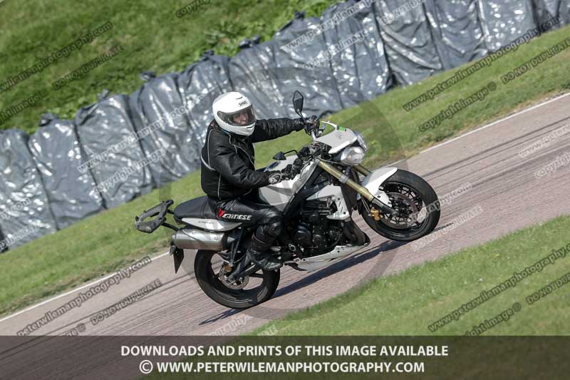cadwell park;cadwell park photographs;cadwell trackday photographs;enduro digital images;event digital images;eventdigitalimages;peter wileman photography;racing digital images;trackday digital images;trackday photos