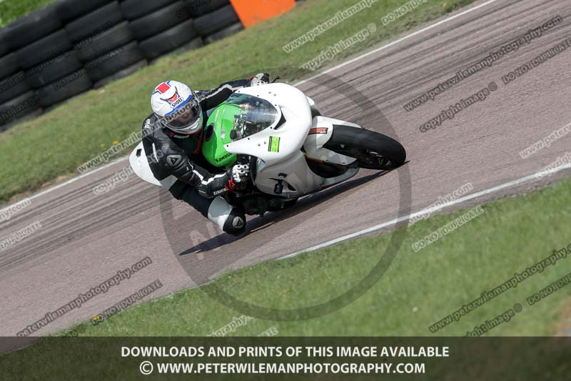 cadwell park;cadwell park photographs;cadwell trackday photographs;enduro digital images;event digital images;eventdigitalimages;peter wileman photography;racing digital images;trackday digital images;trackday photos