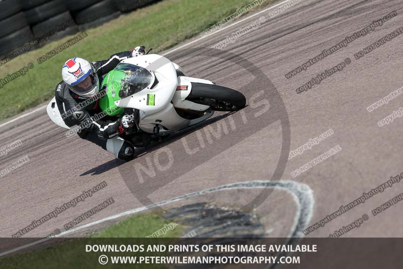 cadwell park;cadwell park photographs;cadwell trackday photographs;enduro digital images;event digital images;eventdigitalimages;peter wileman photography;racing digital images;trackday digital images;trackday photos