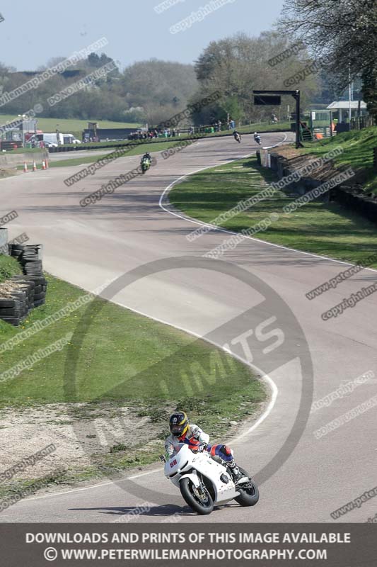 cadwell park;cadwell park photographs;cadwell trackday photographs;enduro digital images;event digital images;eventdigitalimages;peter wileman photography;racing digital images;trackday digital images;trackday photos