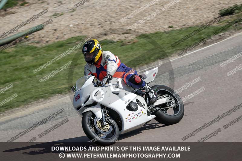 cadwell park;cadwell park photographs;cadwell trackday photographs;enduro digital images;event digital images;eventdigitalimages;peter wileman photography;racing digital images;trackday digital images;trackday photos
