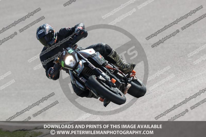cadwell park;cadwell park photographs;cadwell trackday photographs;enduro digital images;event digital images;eventdigitalimages;peter wileman photography;racing digital images;trackday digital images;trackday photos