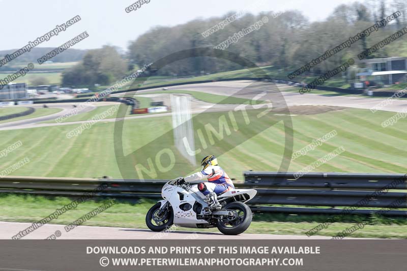 cadwell park;cadwell park photographs;cadwell trackday photographs;enduro digital images;event digital images;eventdigitalimages;peter wileman photography;racing digital images;trackday digital images;trackday photos