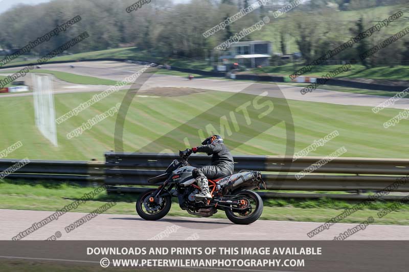 cadwell park;cadwell park photographs;cadwell trackday photographs;enduro digital images;event digital images;eventdigitalimages;peter wileman photography;racing digital images;trackday digital images;trackday photos
