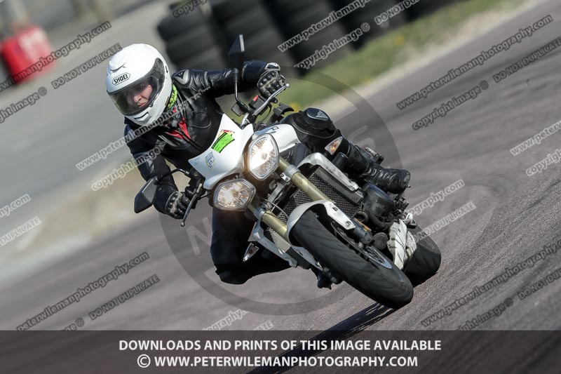 cadwell park;cadwell park photographs;cadwell trackday photographs;enduro digital images;event digital images;eventdigitalimages;peter wileman photography;racing digital images;trackday digital images;trackday photos